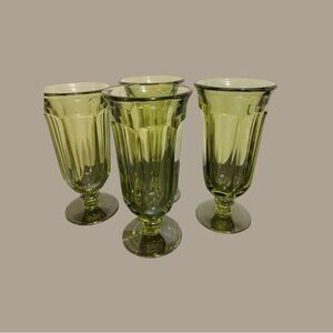 Set of 4 Anchor Hocking MCM Green Glass Goblets